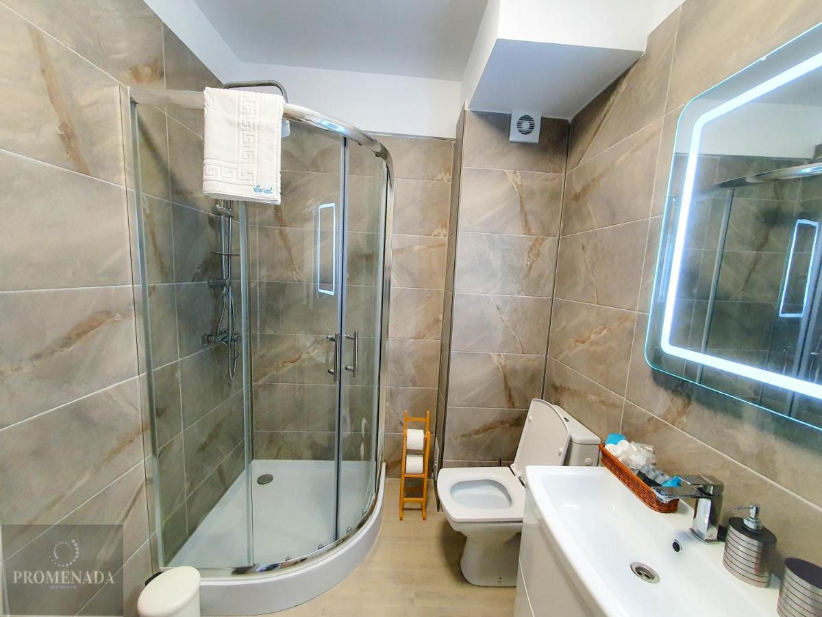 Coral Aparthotel Pool & Spa Mamaia Nord นาโวดาริ ภายนอก รูปภาพ