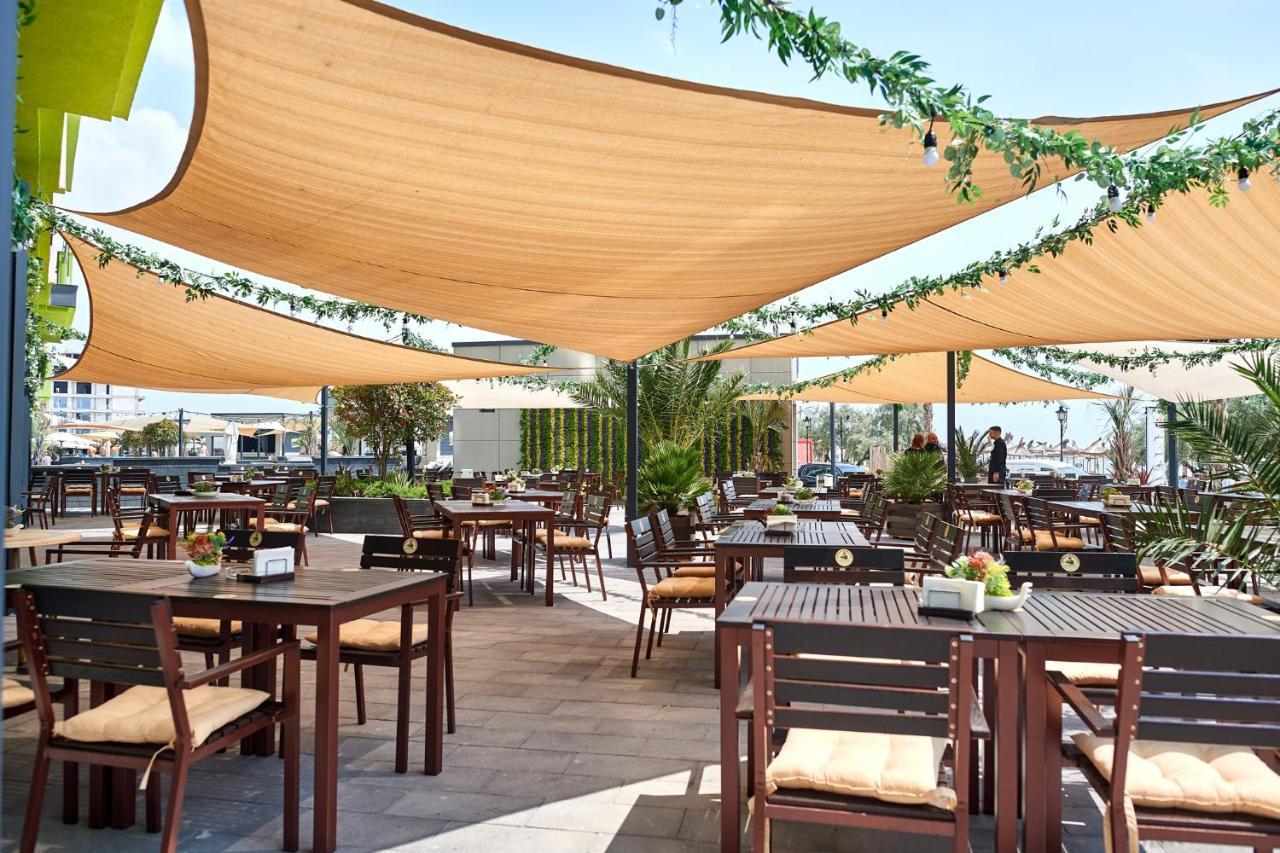 Coral Aparthotel Pool & Spa Mamaia Nord นาโวดาริ ภายนอก รูปภาพ